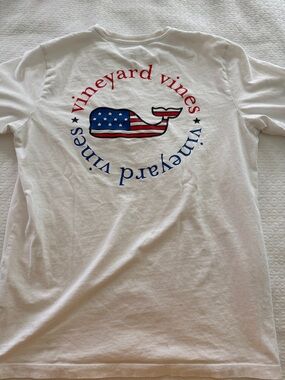 Vineyard Vines Patriotic Whale Tee - White with Red & Blue Logo USA M 12-14